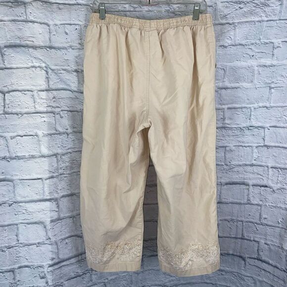 Classic elements 100% cotton embroidered pull on capri pants sz L 14/16 - Picture 10 of 10